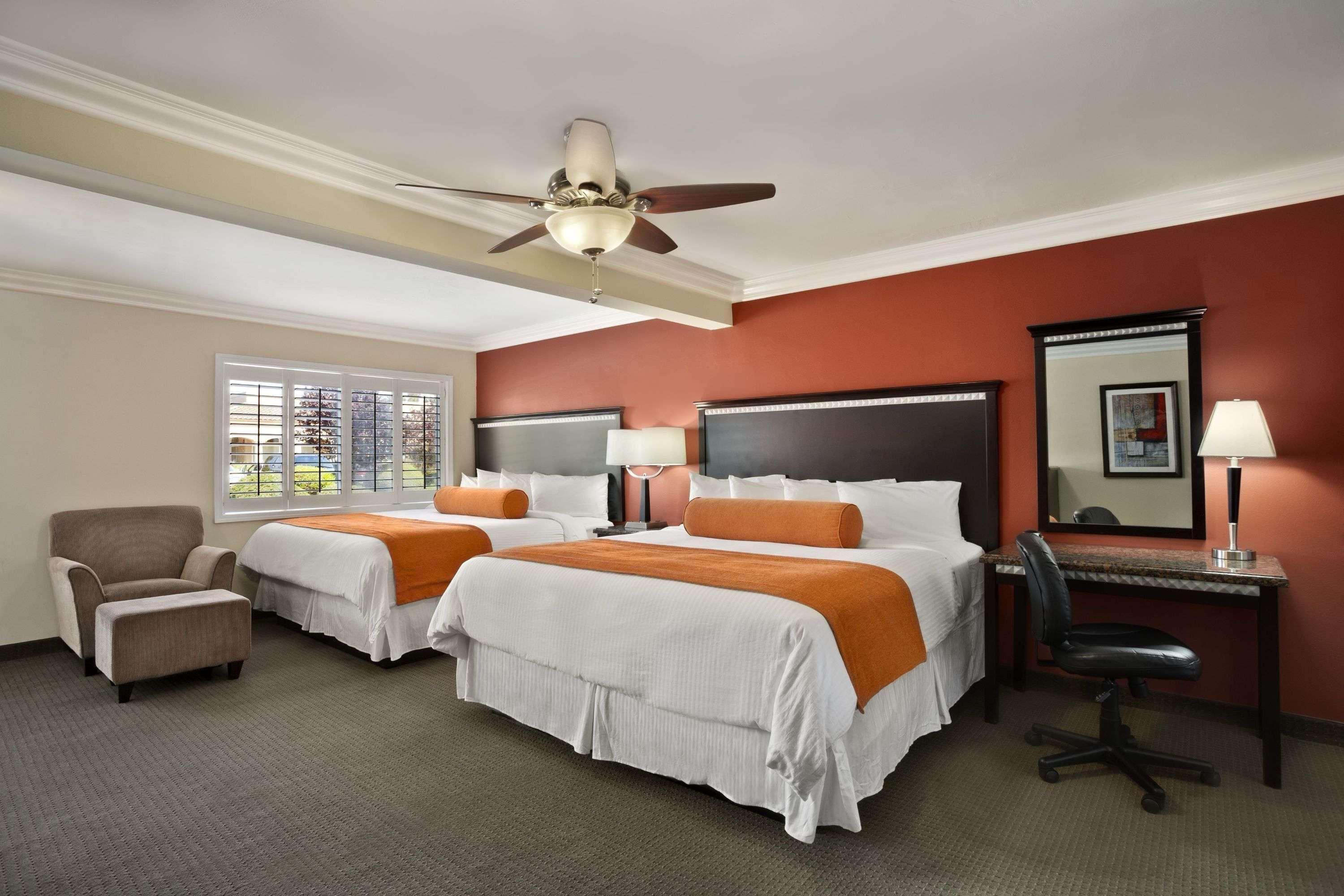 Travelodge By Wyndham Santa Maria Bagian luar foto