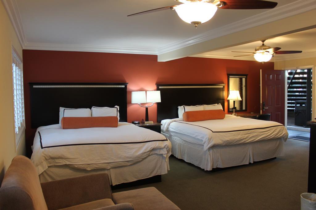Travelodge By Wyndham Santa Maria Bagian luar foto