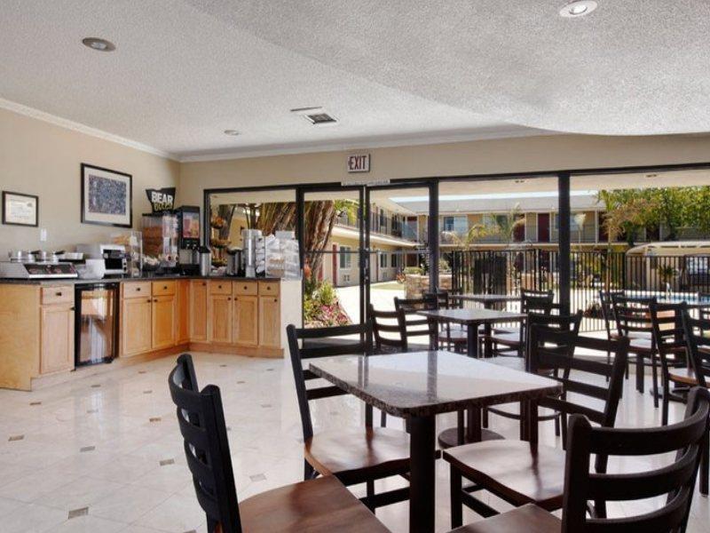 Travelodge By Wyndham Santa Maria Restoran foto