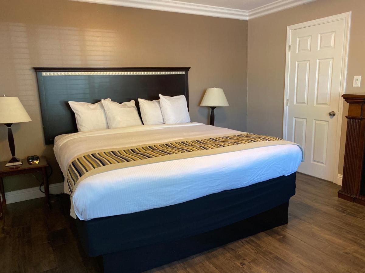 Travelodge By Wyndham Santa Maria Bagian luar foto